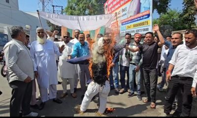 सरकारी अस्पताल को पीपीपी मोड से हटाने की मांग , स्वास्थ्य मंत्री का फूंका पुतला…..