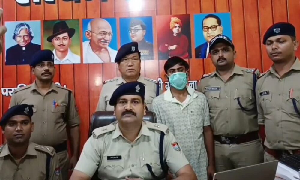 चाची को उतारा मौत के घाट , मां की काट दी उंगलियां , आरोपी बेटा गिरफ्तार….