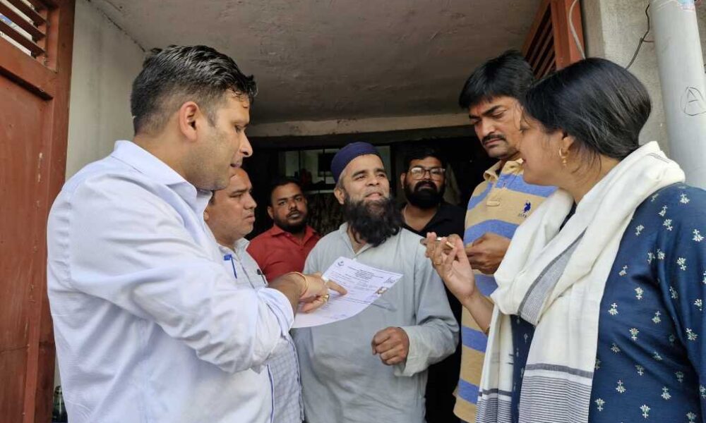बनभूलपुरा में अवैध कोल्ड ड्रिंक फैक्ट्री का भंडाफोड़, जिला प्रशासन की बड़ी कार्रवाई….