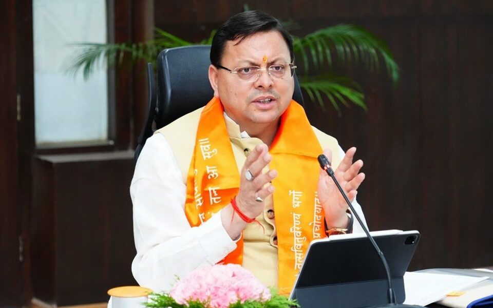 सीएम धामी ने संस्कृत अकादमी की बैठक में लिए अहम निर्णय , युवाओं को संस्कृत से जोड़ने पर दिया जोर….