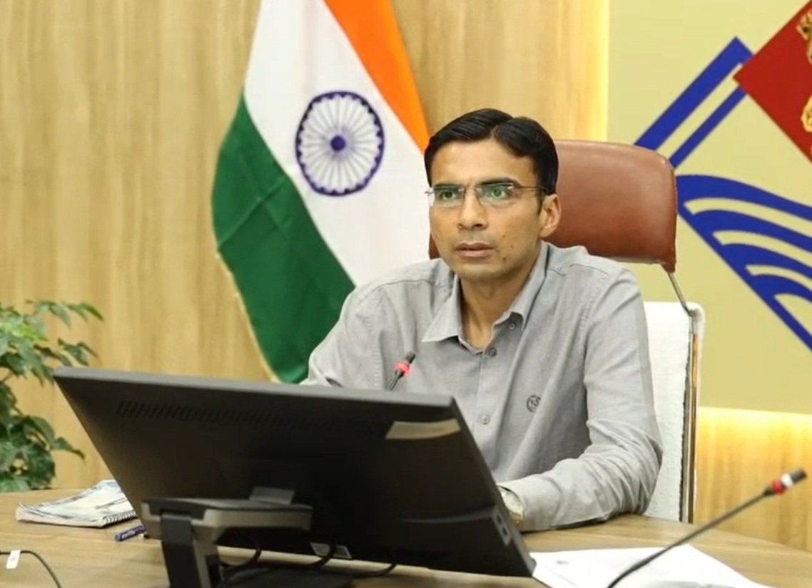 गर्मी में नहीं होगी पानी-बिजली की किल्लत , डीएम ने सभी विभागों को दिए कड़े निर्देश…. गर्मी में नहीं होगी पानी-बिजली की किल्लत , डीएम ने सभी विभागों को दिए कड़े निर्देश….