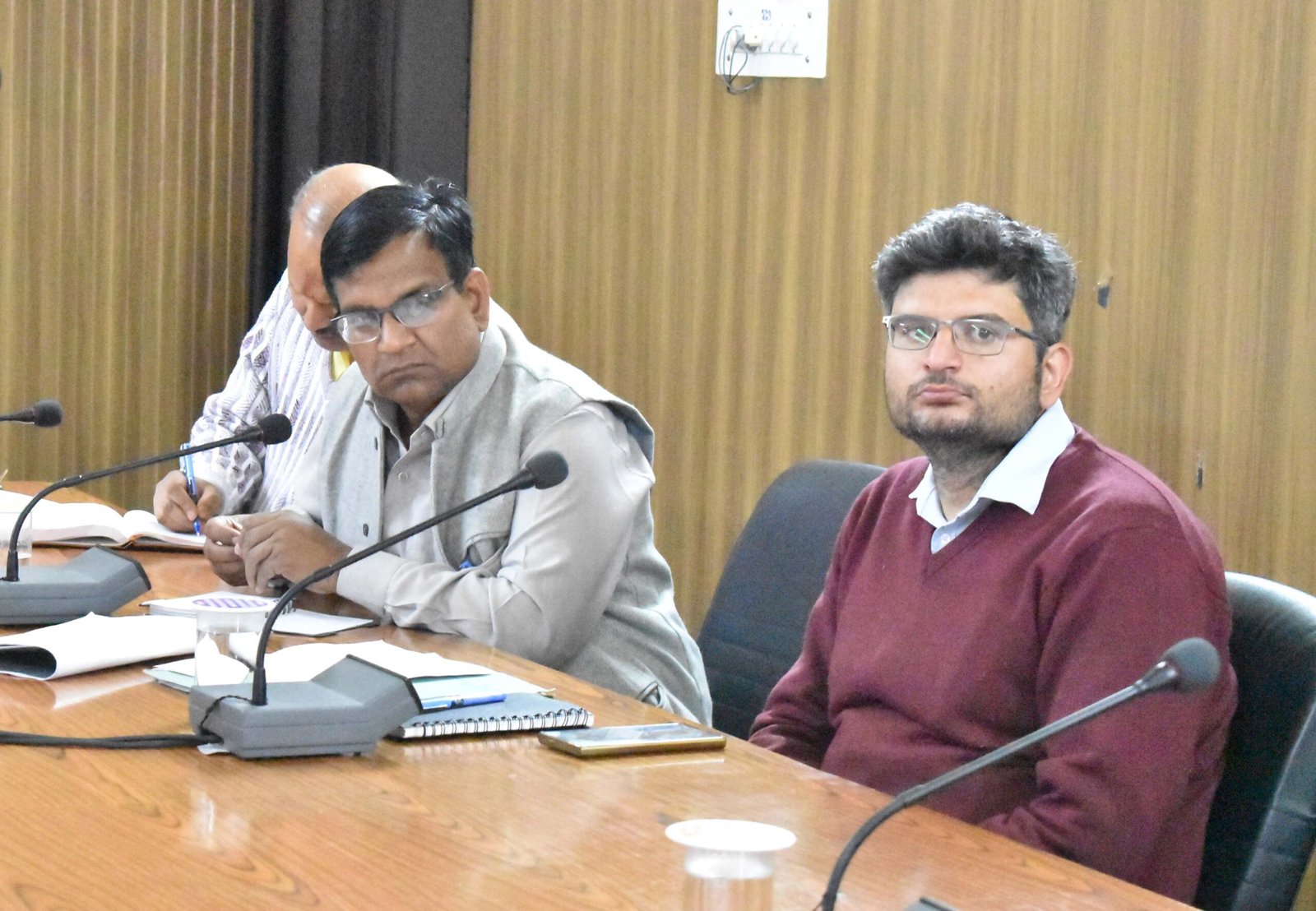 रूद्रनाथ यात्रा की व्यवस्थाओं पर जिलाधिकारी संदीप तिवारी की बैठक , विभागों को दिए दिशा-निर्देश….. रूद्रनाथ यात्रा की व्यवस्थाओं पर जिलाधिकारी संदीप तिवारी की बैठक , विभागों को दिए दिशा-निर्देश…..