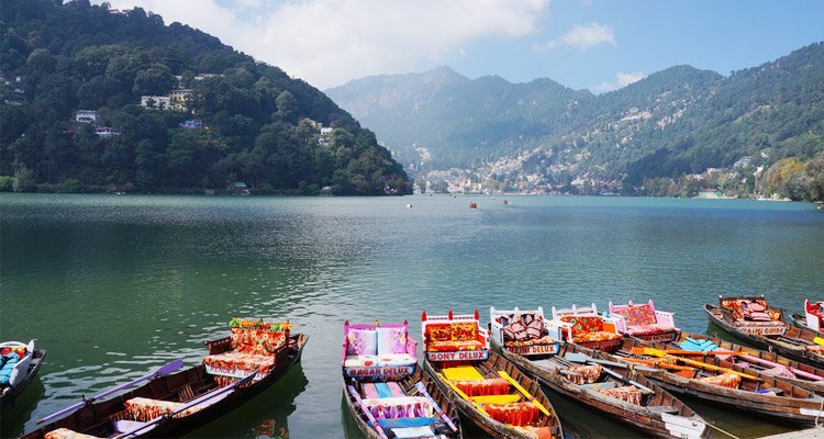 नैनीताल आने वाले पर्यटकों की जेब पर पड़ेगा असर , 11 साल बाद फिर शुरू हुए बारह पत्थर और फांसी गधेरा टोल गेट…. नैनीताल आने वाले पर्यटकों की जेब पर पड़ेगा असर , 11 साल बाद फिर शुरू हुए बारह पत्थर और फांसी गधेरा टोल गेट….