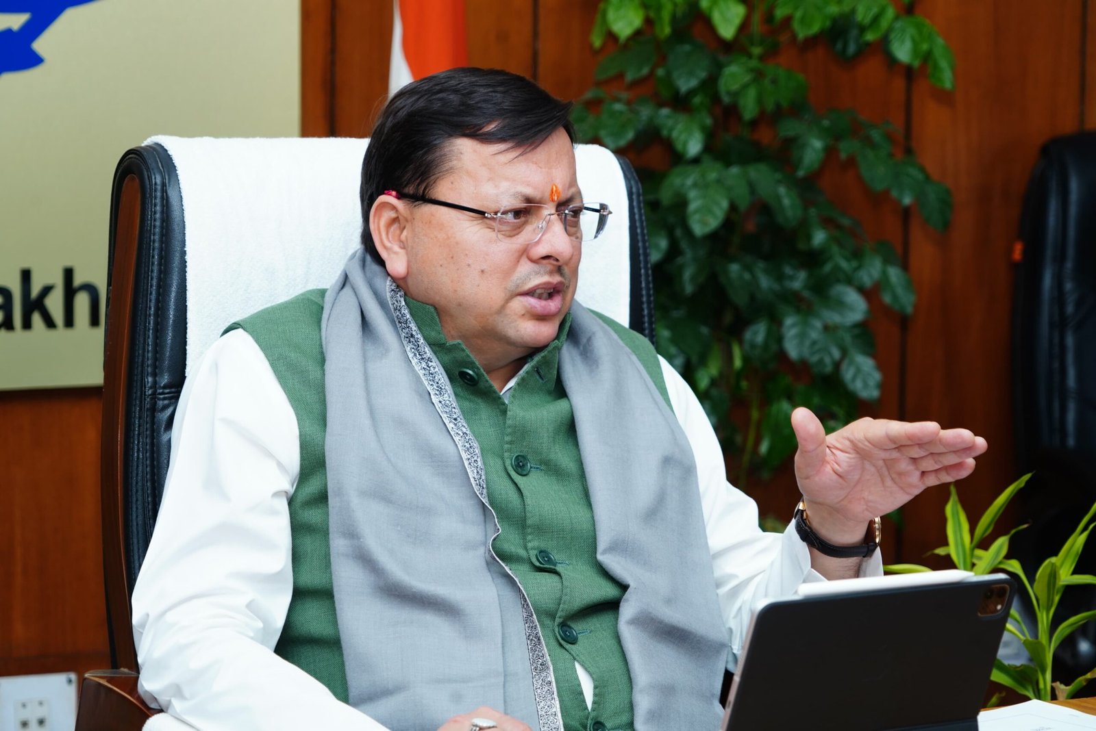 उत्तराखंड में श्रमिकों के लिए सीएम धामी ने बनाई नई योजना, पंजीकरण प्रक्रिया होगी सरल…. उत्तराखंड में श्रमिकों के लिए सीएम धामी ने बनाई नई योजना, पंजीकरण प्रक्रिया होगी सरल….