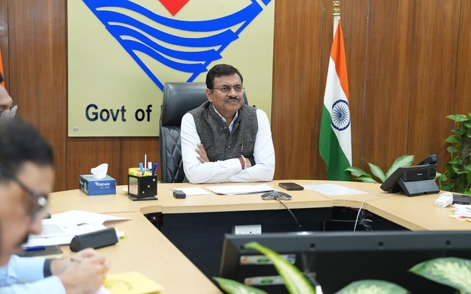 मुख्य सचिव ने पीएम-एबीएचआईएम व पीएम विश्वकर्मा योजना की ली समीक्षा बैठक , राज्य एवं जिला स्तर पर योजनाओं की साप्ताहिक मॉनीटरिंग के निर्देश दिए…..