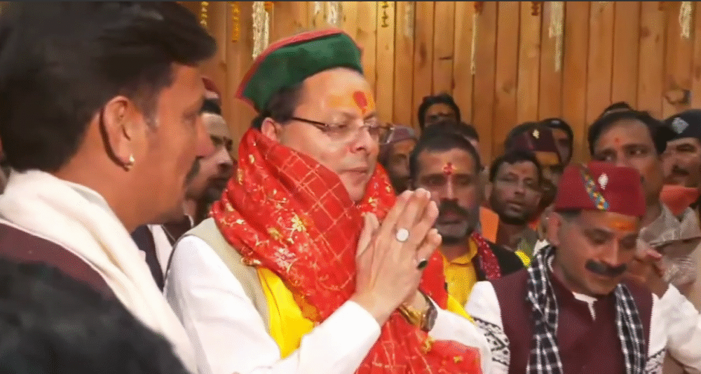 अक्षय तृतीया पर शरू हुई चार धाम यात्रा , खुले श्री यमुनोत्री व गंगोत्री धाम के कपाट….