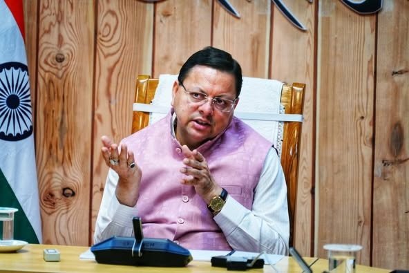 महिलाओं के लिए अवसर बनी केदारनाथ यात्रा, प्रसाद से लेकर होमस्टे तक संभाल रहीं ज़िम्मेदारी… महिलाओं के लिए अवसर बनी केदारनाथ यात्रा, प्रसाद से लेकर होमस्टे तक संभाल रहीं ज़िम्मेदारी…