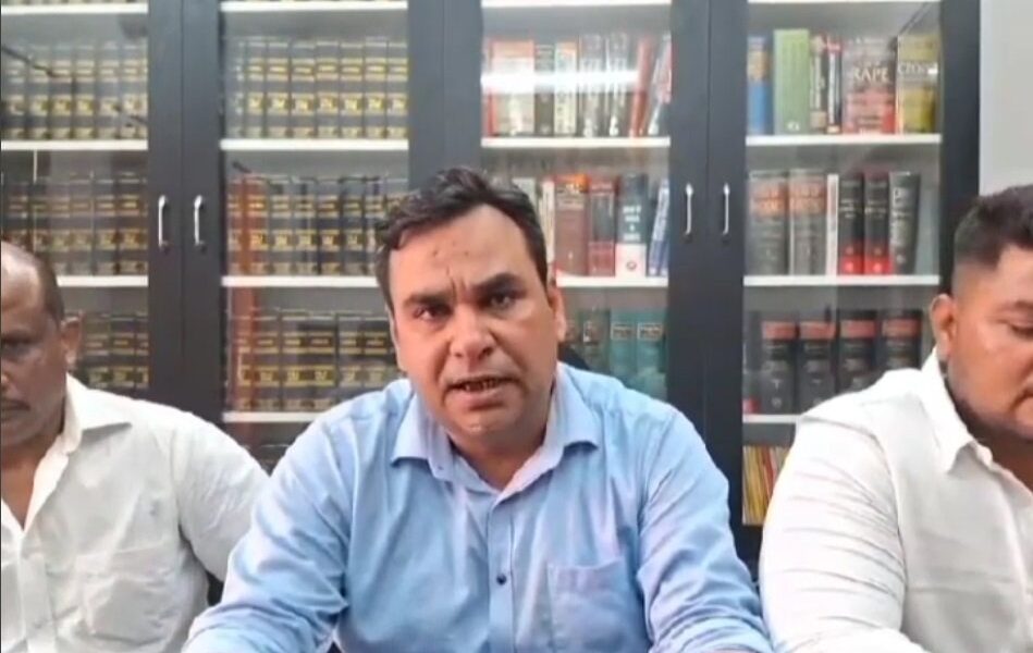 माता वाला बाग विवाद थमता नहीं, अमित तोमर ने बचाने को निकाला शांति मार्च, दरबार साहिब प्रबंधन पर गंभीर आरोप…