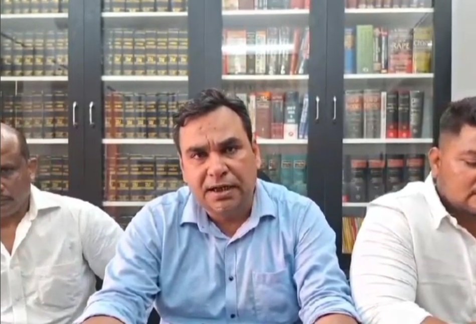 माता वाला बाग विवाद थमता नहीं, अमित तोमर ने बचाने को निकाला शांति मार्च, दरबार साहिब प्रबंधन पर गंभीर आरोप…