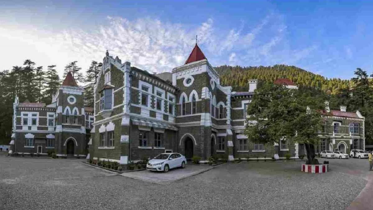 हाईकोर्ट ने देहरादून नगर निगम के कूड़ा प्रबंधन ठेका निरस्तीकरण पर लगाई रोक….. हाईकोर्ट ने देहरादून नगर निगम के कूड़ा प्रबंधन ठेका निरस्तीकरण पर लगाई रोक…..