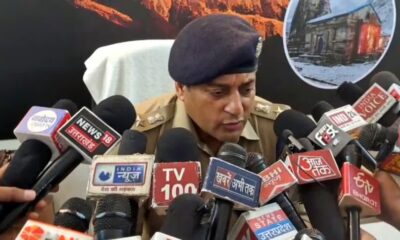 छेड़खानी के आरोपी महंत रोहित गिरि पर पत्नी ने लगाए हत्या के प्रयास, ब्लैकमेलिंग और संपत्ति हड़पने के गंभीर आरोप, 10 लोगों पर मुकदमा दर्ज…
