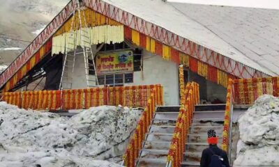 श्रद्धालुओं का पहला जत्था पहुंचा पवित्र धाम, कपाट आज विधिवत खुले