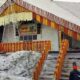 श्रद्धालुओं का पहला जत्था पहुंचा पवित्र धाम, कपाट आज विधिवत खुले