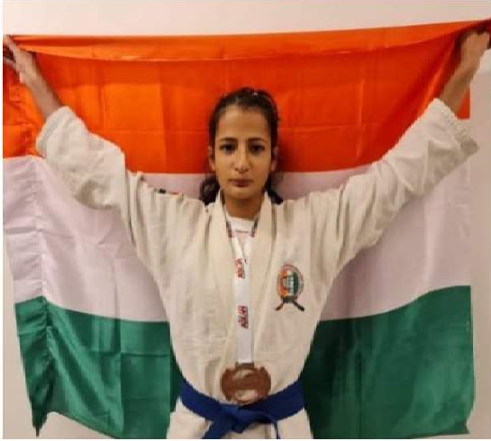 हल्द्वानी की नव्या पांडे ने जु-जित्सू में रचा इतिहास, एशियन चैंपियनशिप में भारत को दिलाया स्वर्ण पदक…