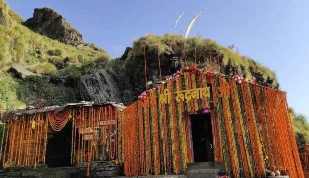 रुद्रनाथ मंदिर के कपाट खुलने की तैयारियां शुरू, 18 मई को होंगे दर्शन….