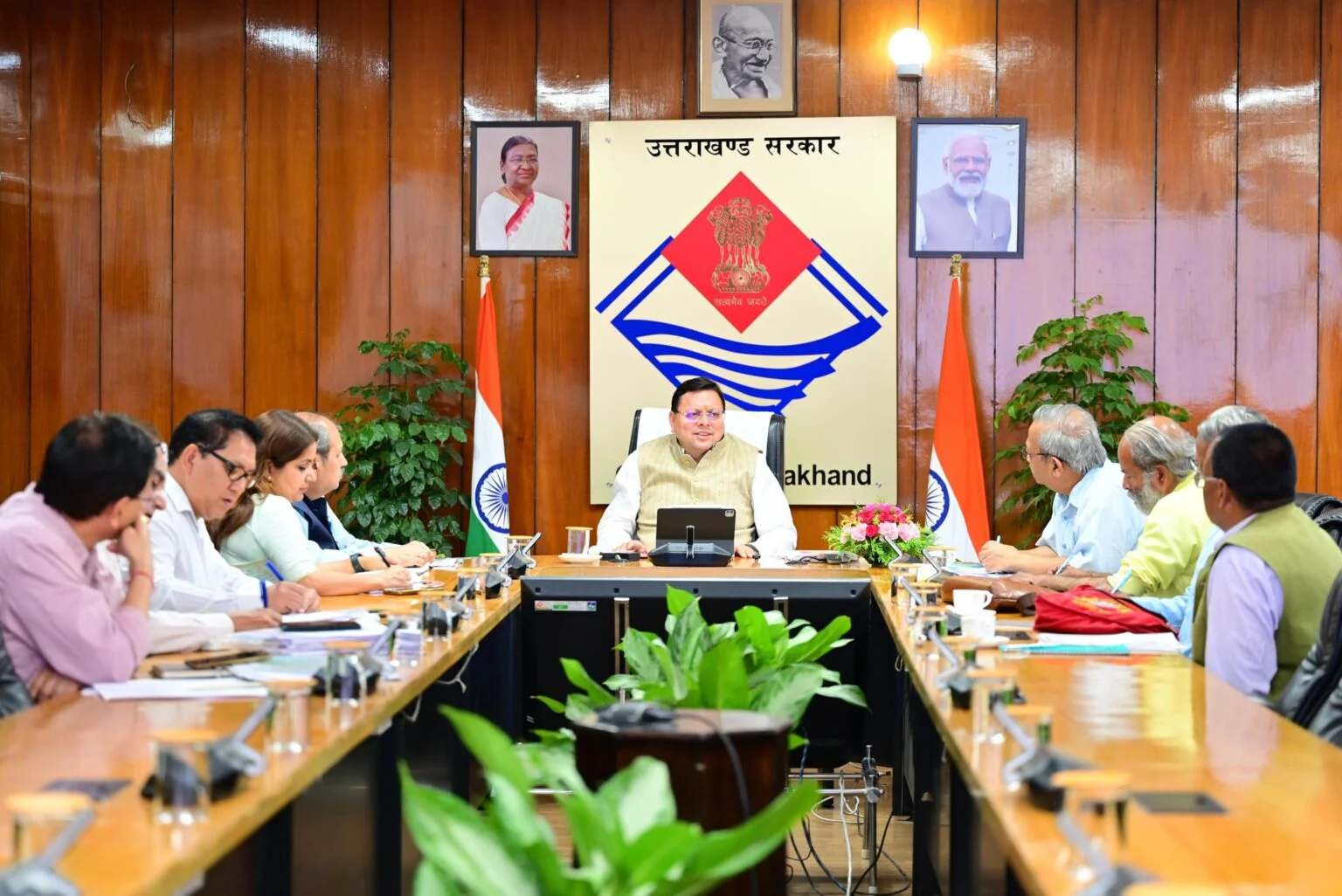 कर्मचारियों को एलटीसी में बड़ी राहत, अब हवाई यात्रा और कम अवकाश में मिलेगा लाभ