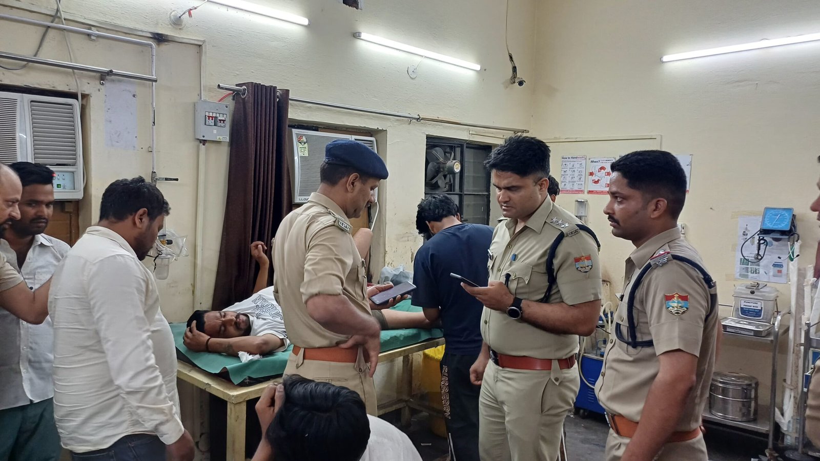 रुड़की में पुलिस और बदमाश के बीच मुठभेड़, सालियर गोलीकांड का आरोपी घायल अवस्था में गिरफ्तार…. रुड़की में पुलिस और बदमाश के बीच मुठभेड़, सालियर गोलीकांड का आरोपी घायल अवस्था में गिरफ्तार….