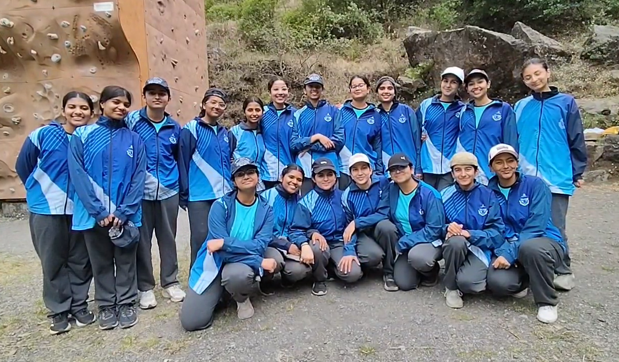 नैनीताल के 12 पत्थर में छात्राओं को दो दिवसीय रॉक क्लाइंबिंग का प्रशिक्षण, आत्मविश्वास और साहस से भरा रोमांचकारी अनुभव