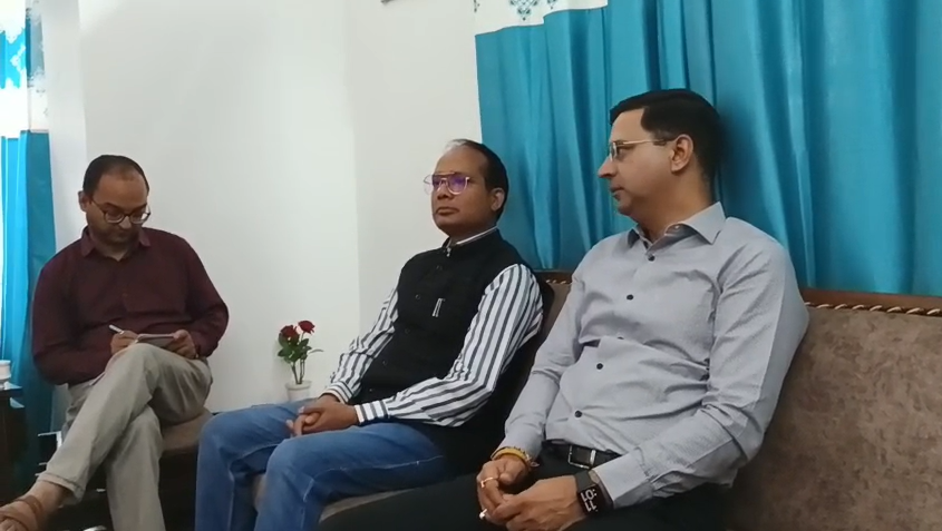गंगोत्री यात्रा मार्ग का सचिव डॉ. पंकज पाण्डेय ने किया निरीक्षण, सुरक्षा व चौड़ीकरण कार्यों की समीक्षा…… गंगोत्री यात्रा मार्ग का सचिव डॉ. पंकज पाण्डेय ने किया निरीक्षण, सुरक्षा व चौड़ीकरण कार्यों की समीक्षा……