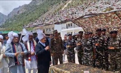 केंद्रीय मंत्री जे.पी. नड्डा पहुंचे आदि कैलाश यात्रा पर, सीमा पर तैनात जवानों से की मुलाकात…