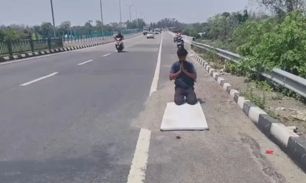 270 किमी की दंडवत यात्रा पर निकले चंदन बाबा, केदारनाथ की आस्था के साथ नशा मुक्त समाज का दे रहे संदेश….