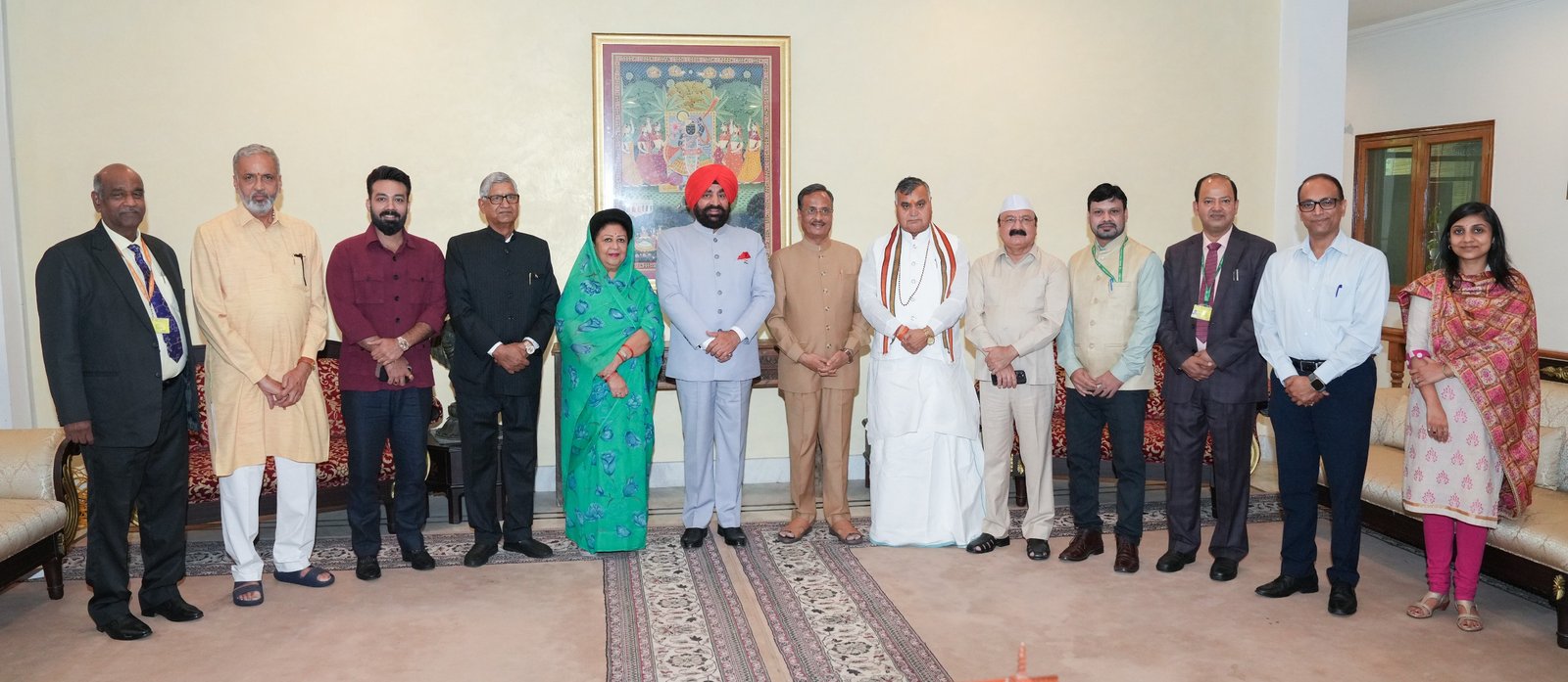 राजभाषा समिति के सदस्यों ने की राज्यपाल गुरमीत सिंह से भेंट, सरकारी कामकाज में हिंदी उपयोग की समीक्षा…. राजभाषा समिति के सदस्यों ने की राज्यपाल गुरमीत सिंह से भेंट, सरकारी कामकाज में हिंदी उपयोग की समीक्षा….