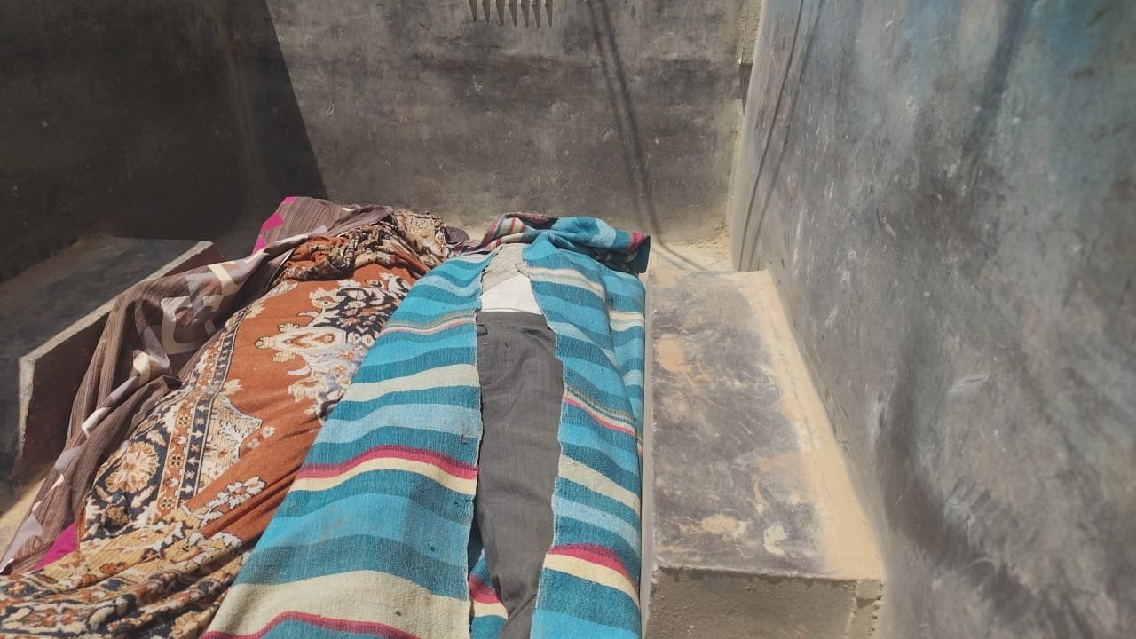 आपसी विवाद के बाद बाप-बेटी ने खाया जहर, दोनों की मौत….
