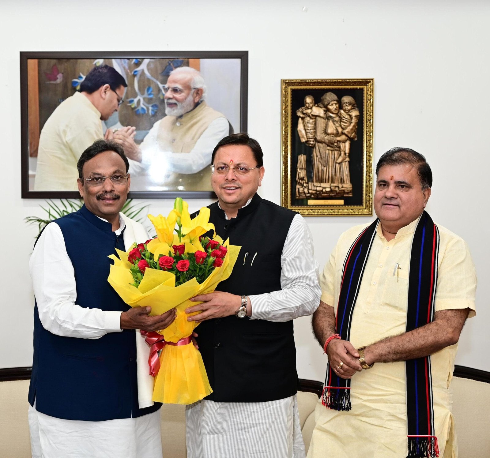 सीएम धामी ने भाजपा राष्ट्रीय महासचिव विनोद तावड़े का किया भव्य स्वागत, भेंट की बाबा केदारनाथ की प्रतिकृति और स्थानीय उत्पाद….. सीएम धामी ने भाजपा राष्ट्रीय महासचिव विनोद तावड़े का किया भव्य स्वागत, भेंट की बाबा केदारनाथ की प्रतिकृति और स्थानीय उत्पाद…..
