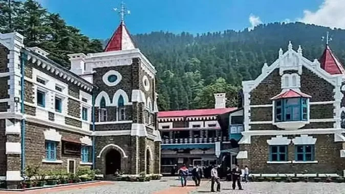 दुष्कर्म आरोपी उस्मान के घर पर अतिक्रमण नोटिस को किया रद्द, प्रशासन को बिना शर्त माफी का आदेश…. दुष्कर्म आरोपी उस्मान के घर पर अतिक्रमण नोटिस को किया रद्द, प्रशासन को बिना शर्त माफी का आदेश….