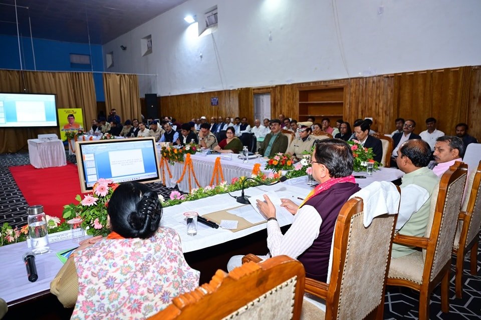 कुमाऊं मंडल में विकास योजनाओं की समीक्षा, सीएम धामी बोले- भ्रष्टाचार बर्दाश्त नहीं…