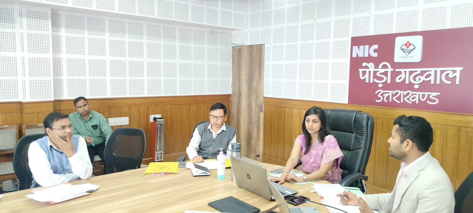 हर मौत की होगी गहन जांच, डीएम स्वाति भदौरिया का सख्त आदेश हर मौत की होगी गहन जांच, डीएम स्वाति भदौरिया का सख्त आदेश