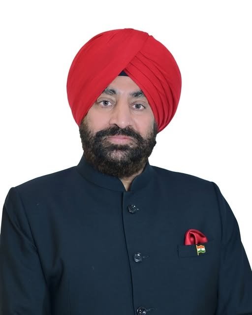 11 जून को नैनीताल में वीरों को मिलेगा सलाम, राज्यपाल गुरमीत सिंह की यह पहल बन रही मिसाल 11 जून को नैनीताल में वीरों को मिलेगा सलाम, राज्यपाल गुरमीत सिंह की यह पहल बन रही मिसाल