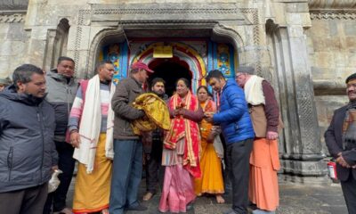 दिल्ली की मुख्यमंत्री रेखा गुप्ता ने सपरिवार किए केदारनाथ धाम में भगवान शिव के दर्शन, देश-प्रदेश की मंगलकामना की….