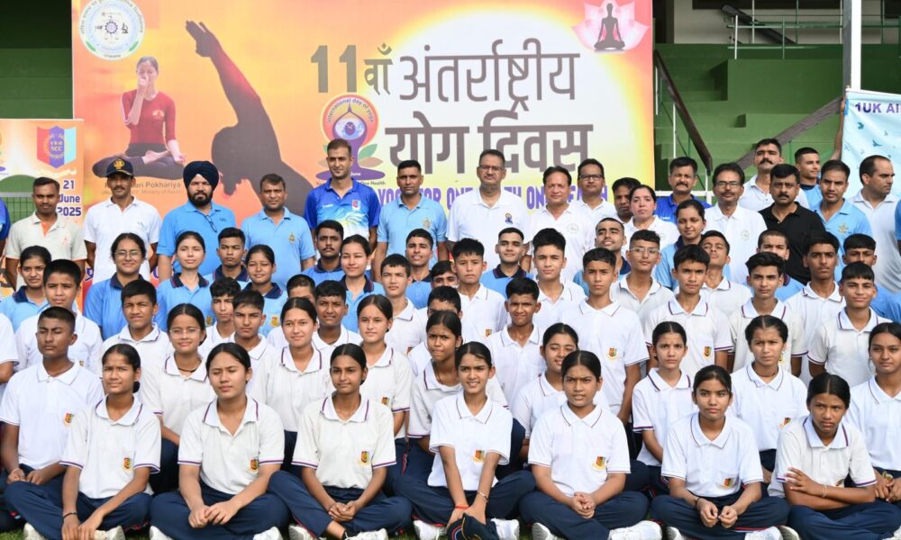 मंत्री गणेश जोशी के साथ पंतनगर में मना योग का पर्व ,बोले – ‘भारत बनेगा विश्वगुरु”