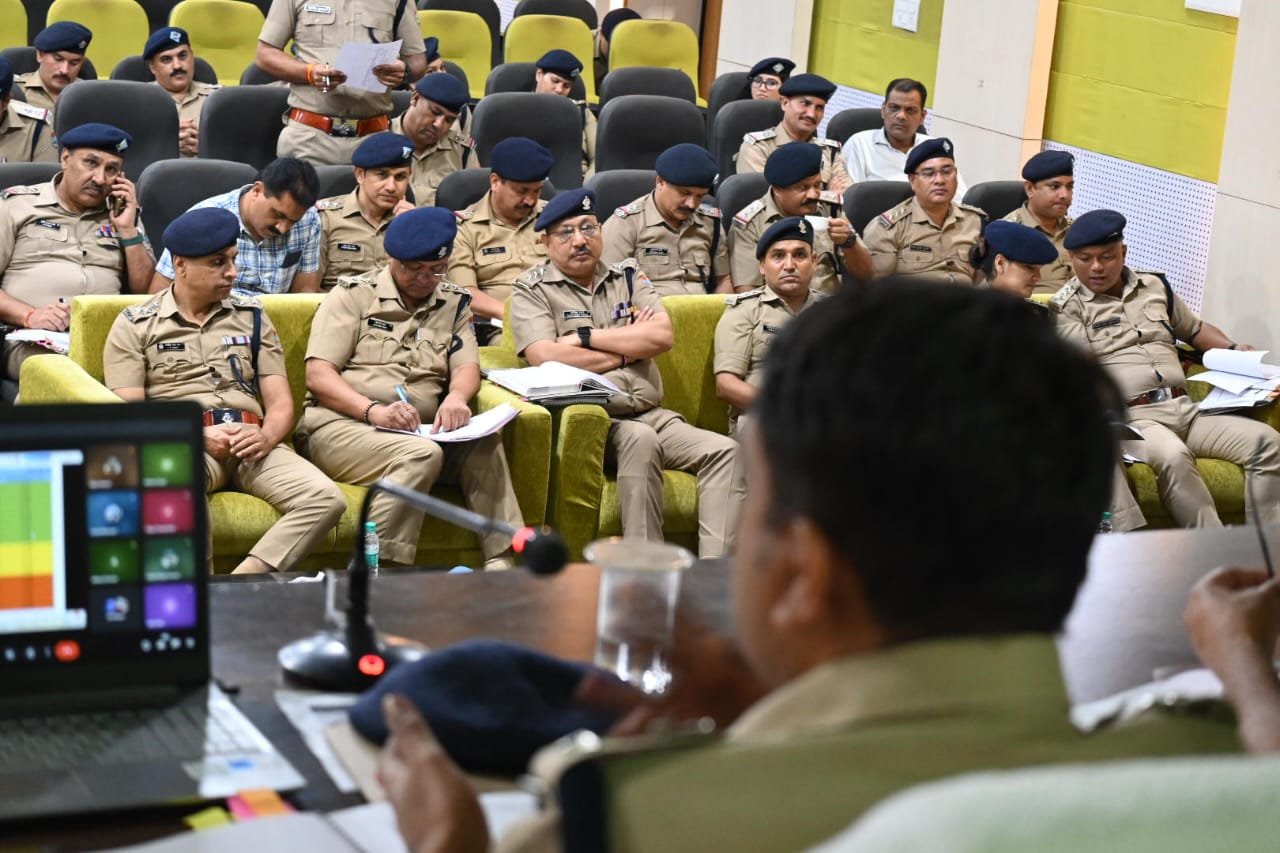 कांवड़ मेला व पंचायत चुनाव को लेकर एसएसपी की मैराथन क्राइम मीटिंग, लापरवाही पर चेतावनी