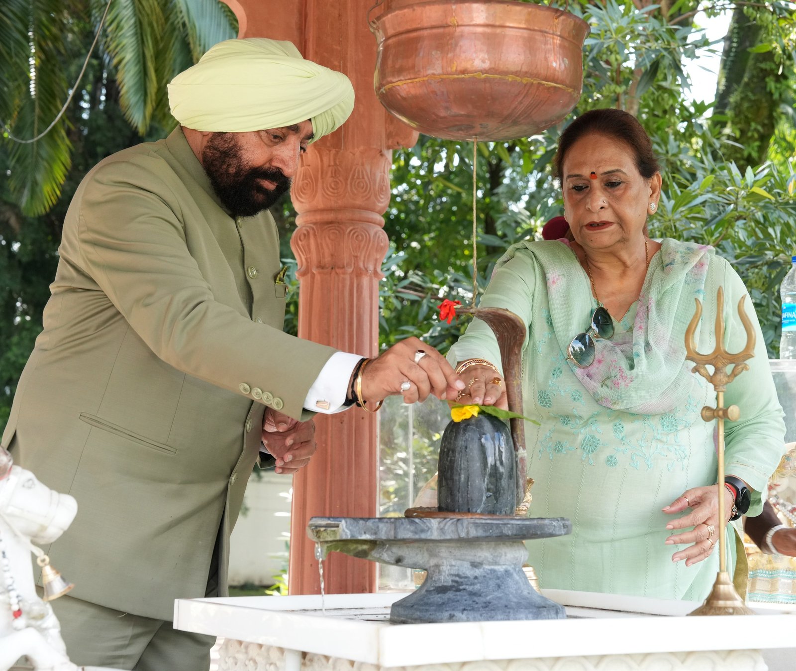 राजभवन में मनाया हरेला पर्व , राज्यपाल ने किया पौधरोपण राजभवन में मनाया हरेला पर्व , राज्यपाल ने किया पौधरोपण