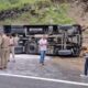 सेना की बस पलटी, 31 जवान सवार, कई घायल