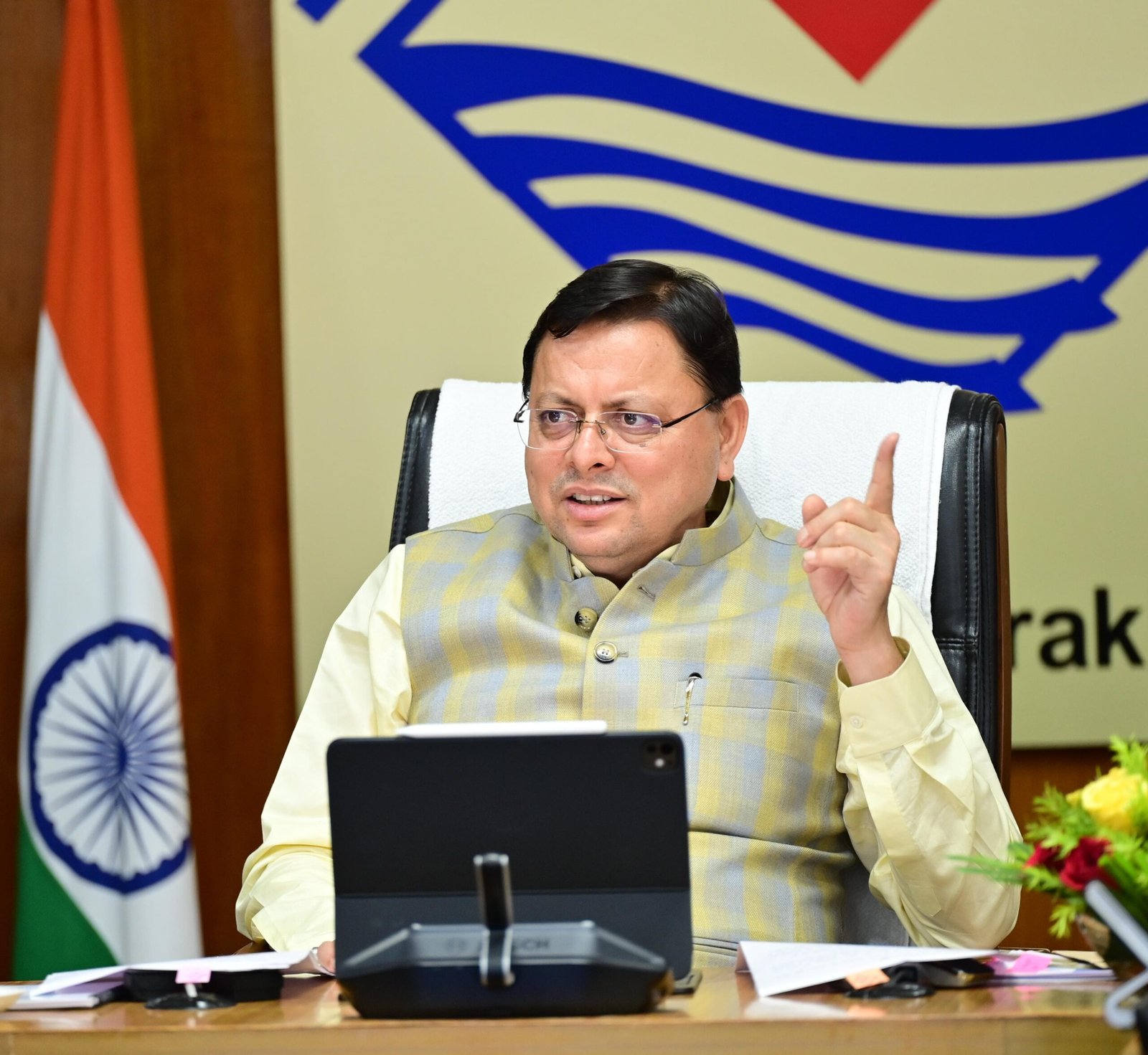 CM धामी का सख्त आदेश-पात्रों को ही मिले आवास योजना का लाभ, दोषियों पर कार्रवाई तय! CM धामी का सख्त आदेश-पात्रों को ही मिले आवास योजना का लाभ, दोषियों पर कार्रवाई तय!