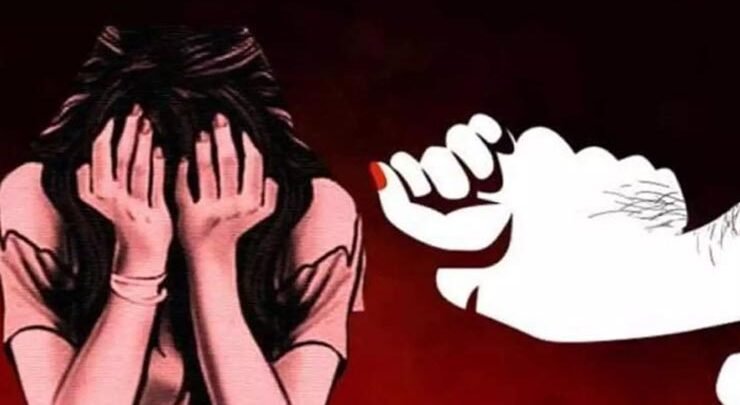 ब्लैकमेल और दुष्कर्म का मामला, सोशल मीडिया बना शोषण का जरिया ब्लैकमेल और दुष्कर्म का मामला, सोशल मीडिया बना शोषण का जरिया