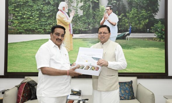 केंद्रीय जल शक्ति मंत्री से सीएम धामी ने की शिष्टाचार भेंट ,रखी 5 परियोजनाओं की मांग