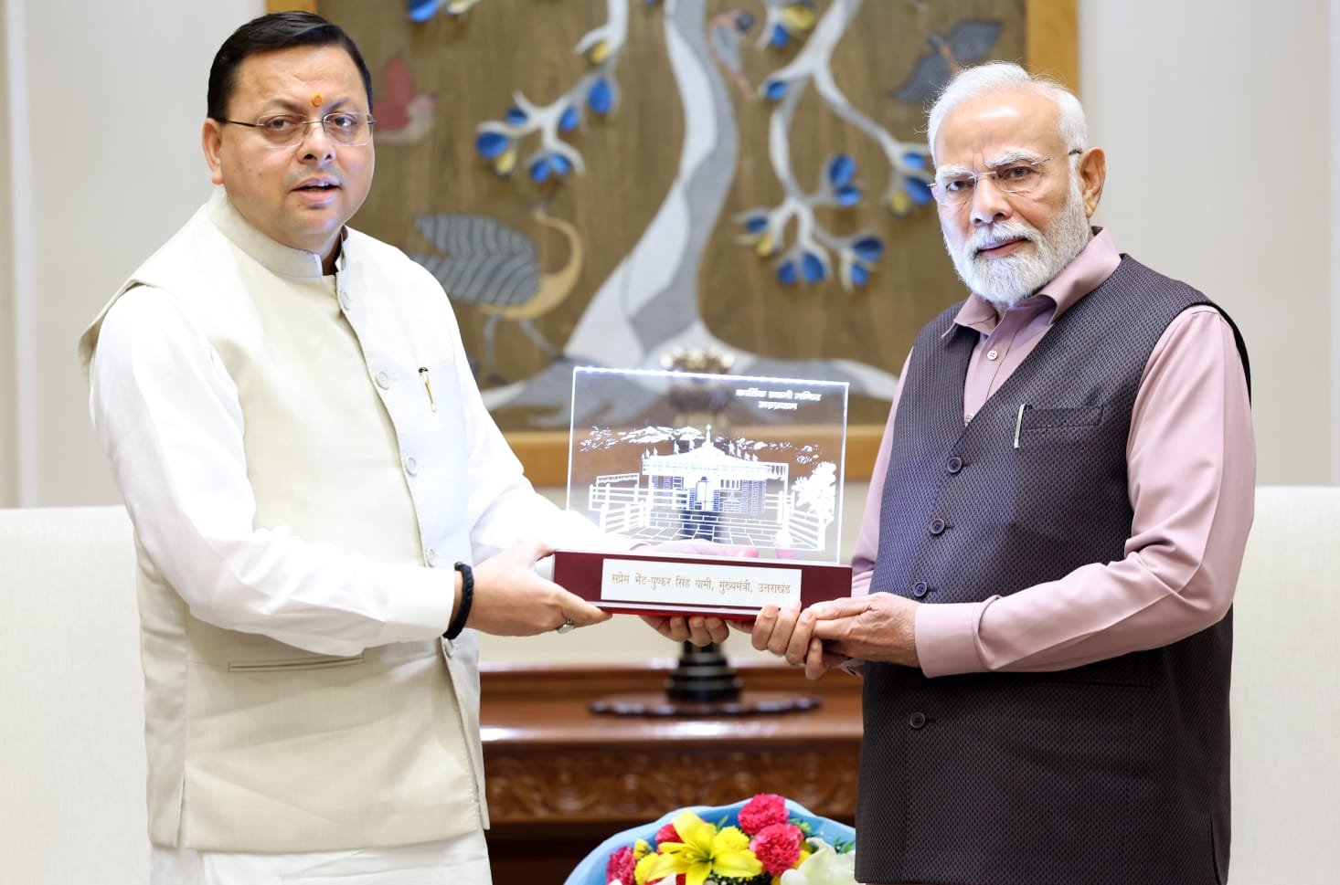 दिल्ली में CM धामी की सीक्रेट मीटिंग! PM Modi से मांगे हजारों करोड़? जानिए क्यों! दिल्ली में CM धामी की सीक्रेट मीटिंग! PM Modi से मांगे हजारों करोड़? जानिए क्यों!