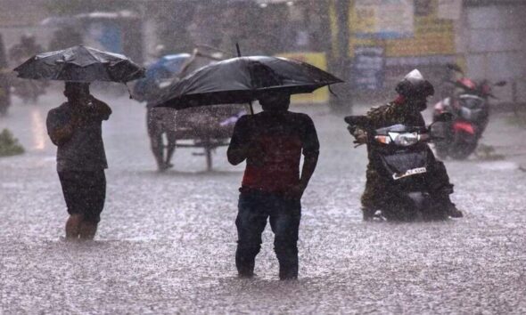 उत्तराखंड में भूस्खलन और तेज बारिश का खतरा, प्रशासन ने लोगों से की सतर्क रहने की अपील