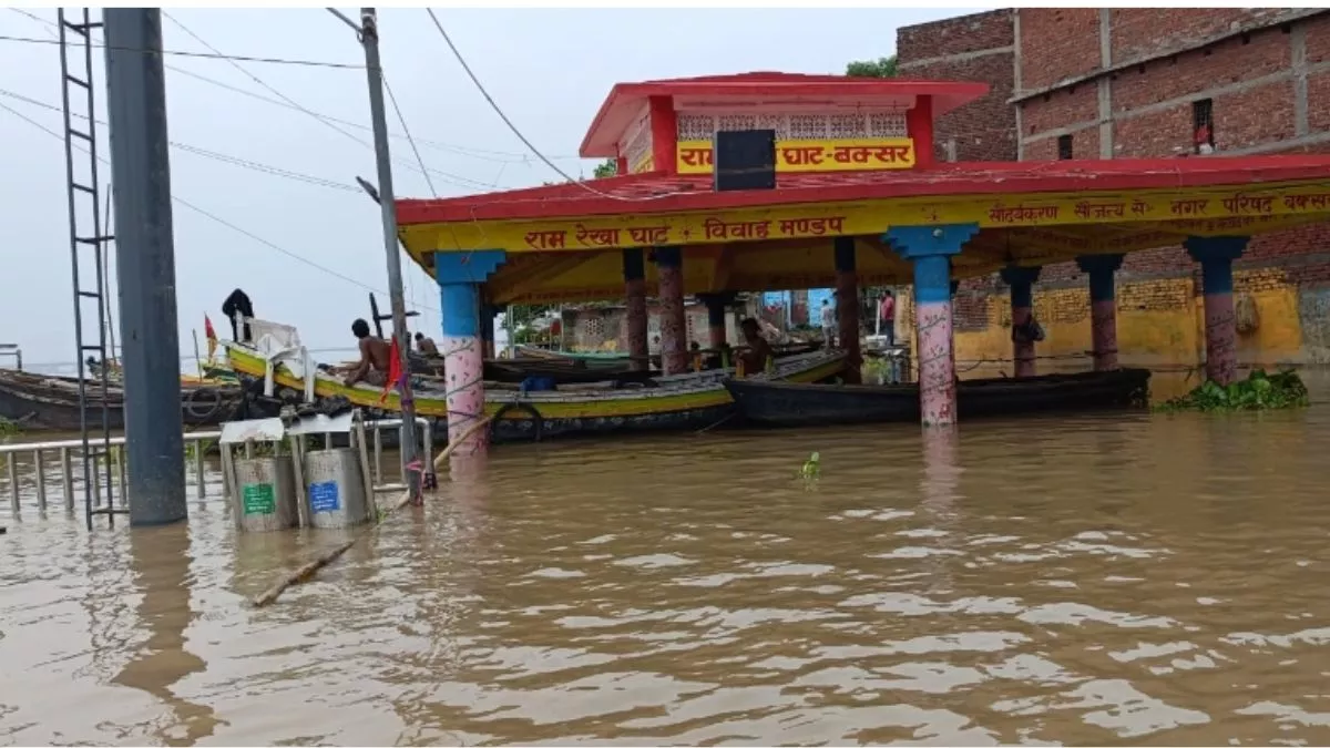 गंगा का जलस्तर बढ़ा, बक्सर समेत बिहार और यूपी के कई इलाके प्रभावित!