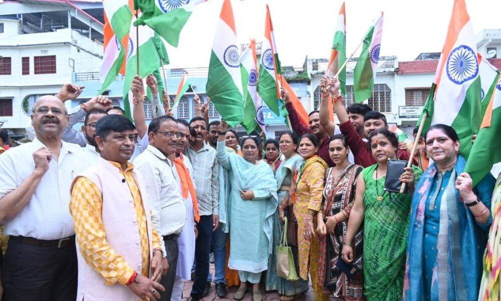 तिरंगा हर घर लहराएगा, क्रांतिकारियों की याद दिलाएगा : ऋतु खण्डूड़ी भूषण
