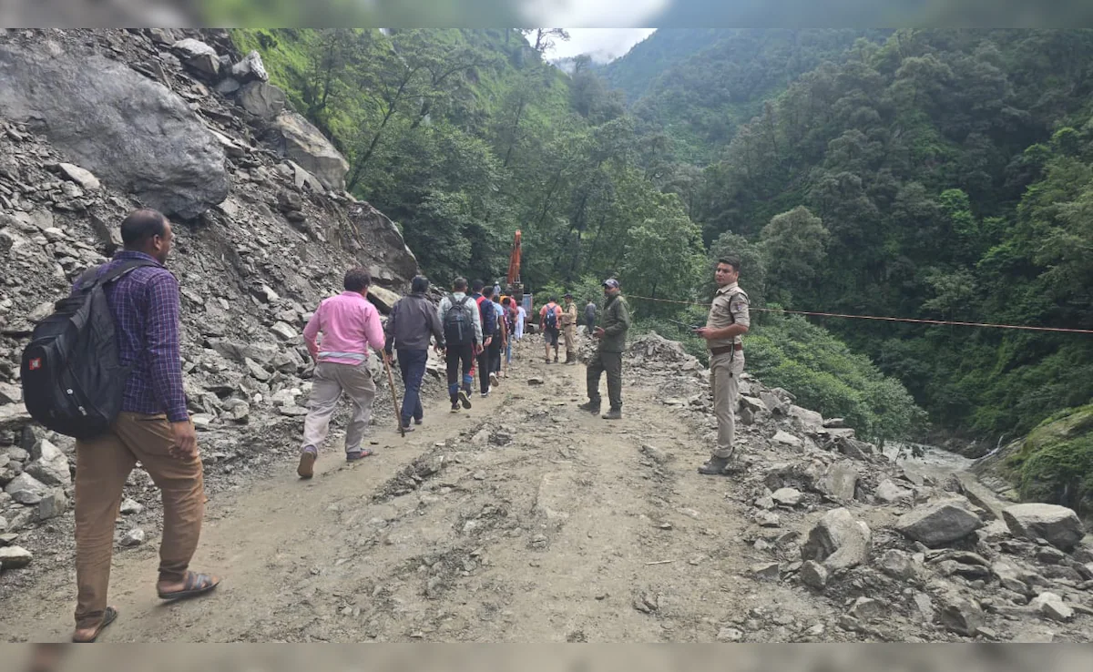 केदारनाथ यात्रा फिर से शुरू, श्रद्धालुओं को करनी होगी 22 किमी पैदल चढ़ाई! केदारनाथ यात्रा फिर से शुरू, श्रद्धालुओं को करनी होगी 22 किमी पैदल चढ़ाई!