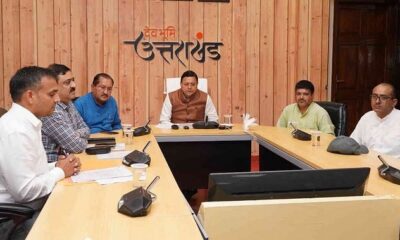 चमोली पद से हटे, युवक को आत्महत्या के लिए उकसाने का आरोप
