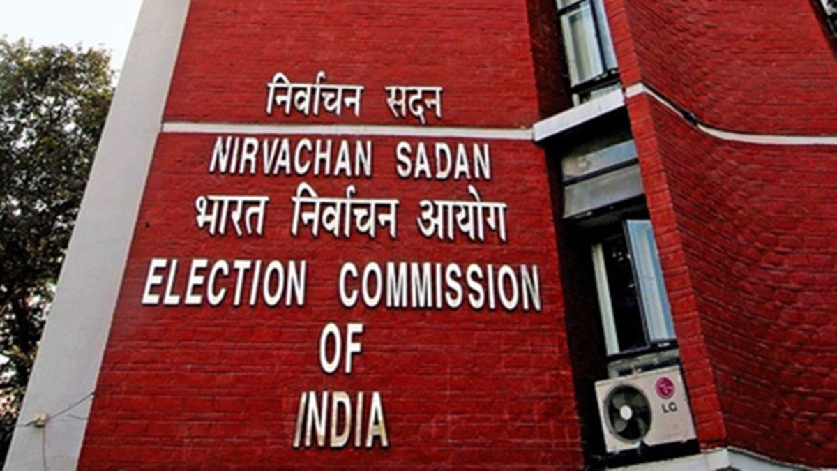 6 राजनीतिक दलों को डीलिस्ट किया, 11 निष्क्रिय दलों को निर्वाचन आयोग ने थमाया नोटिस