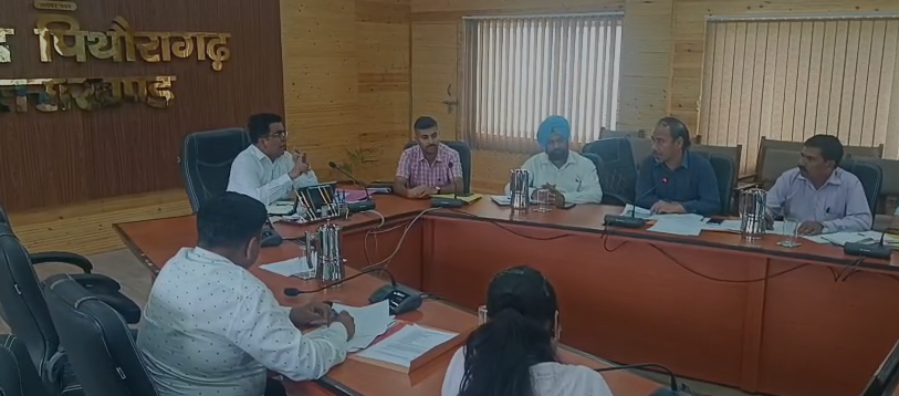 सीवरेज योजना की डीएम ने की समीक्षा, 13 हजार परिवारों को जल्द मिलेगा लाभ! सीवरेज योजना की डीएम ने की समीक्षा, 13 हजार परिवारों को जल्द मिलेगा लाभ!