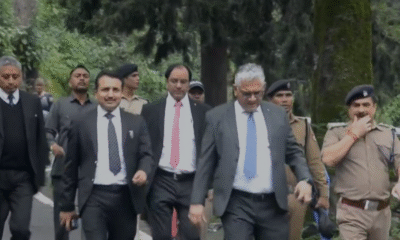 पैदल चलकर पहुंचे कोर्ट, युवाओं को दी राष्ट्र निर्माण की प्रेरणा