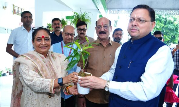 मुख्यमंत्री पुष्कर सिंह धामी ने विधानसभा अध्यक्ष ऋतु खंडूड़ी भूषण से की शिष्टाचार भेंट, विधानसभा सत्र की तैयारियों को लेकर हुई चर्चा